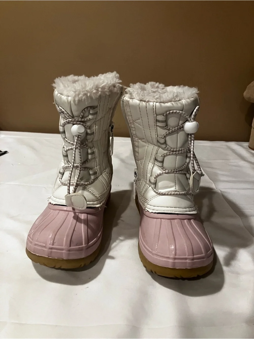 Khombu Toddler Girls Size 12 Pink White Waterproof Snow Boots Faux Fur Duck Boot